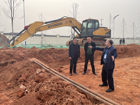 集團公司黨委書記、董事長周燕賓率隊調(diào)研督查五糧液機場供水保障工程建設(shè)
