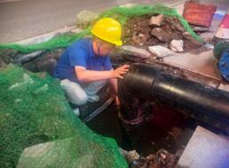 《榜樣在身邊》系列報(bào)道——彭敘軍、周玥 干一行 愛(ài)一行 鉆一行 用行動(dòng)踐行先鋒本色