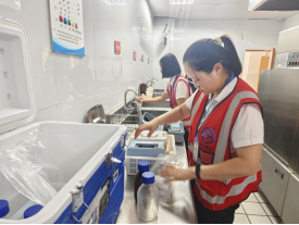 供水服務(wù)進(jìn)校園 滴滴清源沁人心——臨港公司支部、投資公司支部聯(lián)合開展“為民辦實(shí)事”主題黨日活動(dòng)